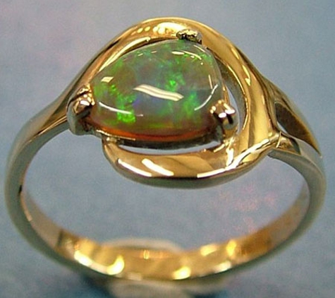 Hervey Bay Jewellers - Eli Waters, QLD