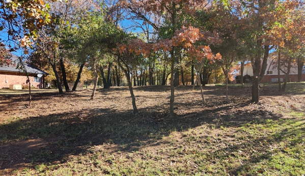 Sam's Tree Service & Stump Grinding - Edmond, OK. Land clearing &tree trimming