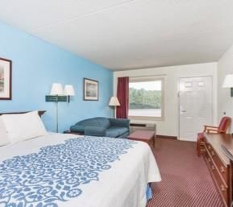 Days Inn - Jonesville, NC