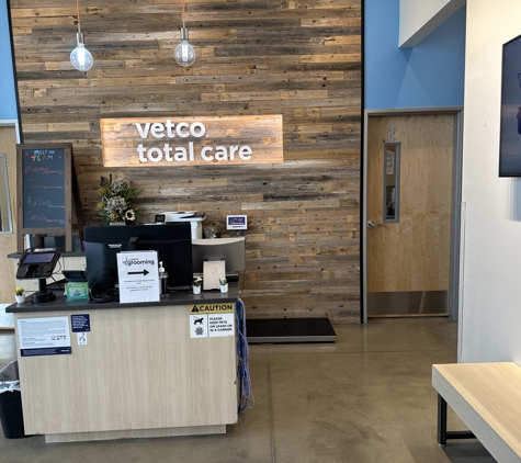 Vetco Total Care Animal Hospital - Grand Prairie, TX