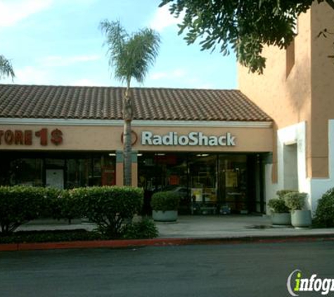RadioShack - Pico Rivera, CA