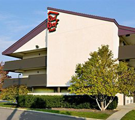 Red Roof Inn - Asheville, NC