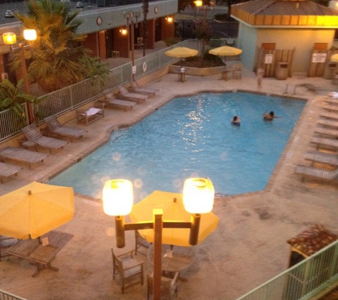 Wyndham Garden Austin - Austin, TX