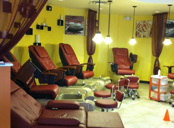 Venus Nails & Day Spa, Inc. - Orlando, FL