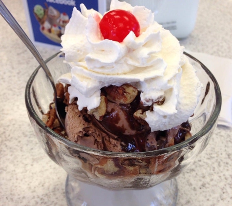 Oberweis Ice Cream and Dairy Store - Bloomingdale, IL