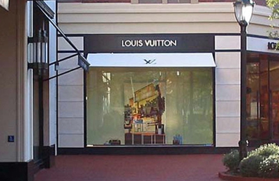 Louis Vuitton 9200 Stony Point Pkwy, Richmond, VA 23235 - 0