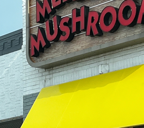 Mellow Mushroom Tucker - Tucker, GA