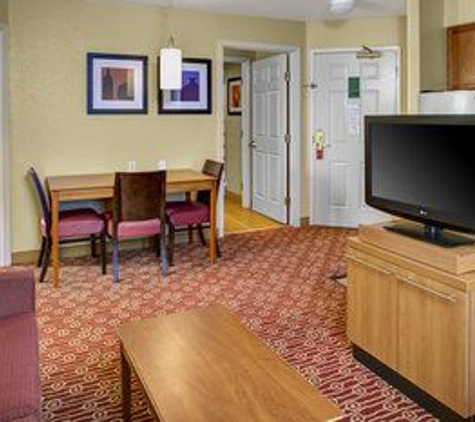 TownePlace Suites Cleveland Westlake - Westlake, OH