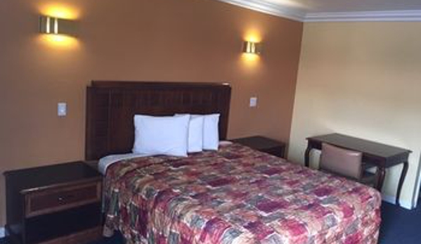 Industry Inn & Suites - La Puente, CA