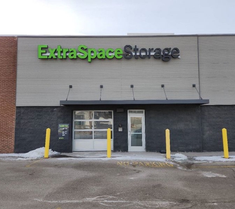 Extra Space Storage - Saint Louis, MO