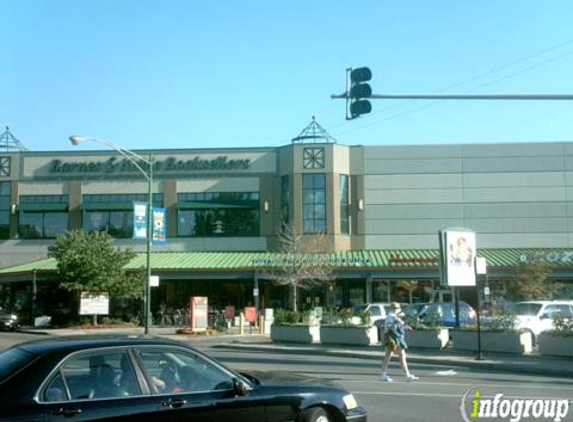 Barnes & Noble Booksellers - Chicago, IL