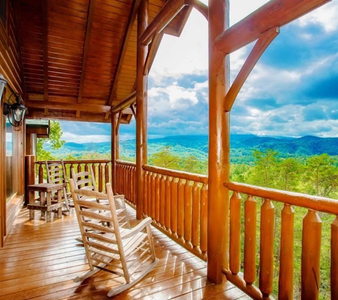 Bear Camp Cabin Rentals - Pigeon Forge, TN