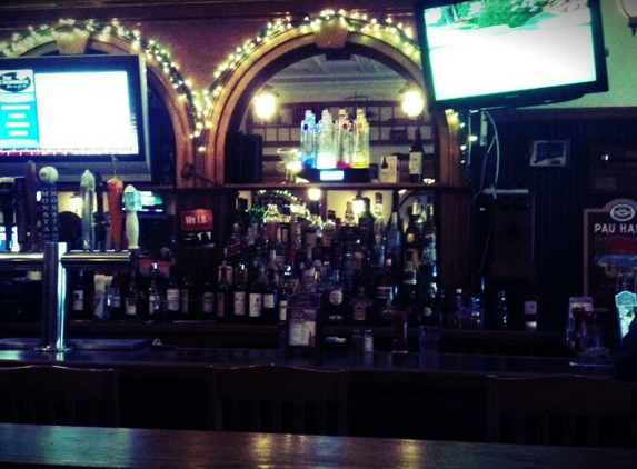 Courthouse Bar & Grille - Putnam, CT