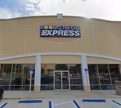 Rooms To Go Express - Gainesville, FL