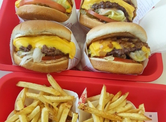 In-N-Out Burger - Ontario, CA