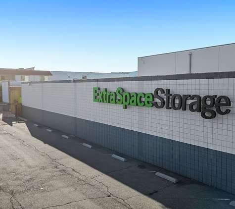 Extra Space Storage - Upland, CA