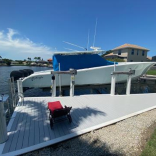 Hurricane Boat Lifts - Stuart, FL