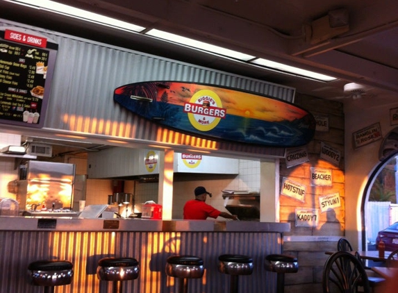 Biggie's Burger & More - San Clemente, CA
