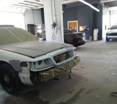 US Auto Body Shop - Miami, FL