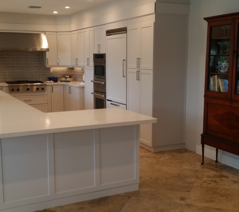 New Style Kitchen Cabinets - Hialeah, FL