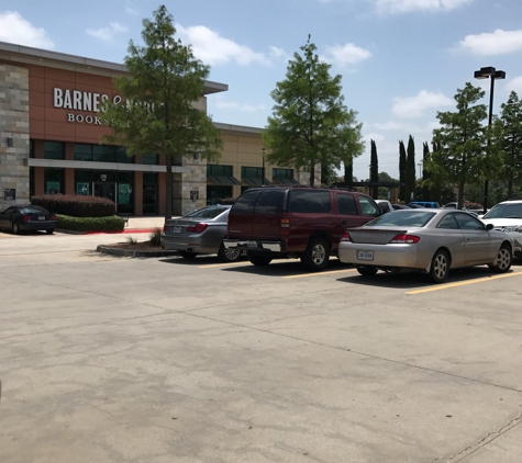 Barnes & Noble Booksellers - Dallas, TX