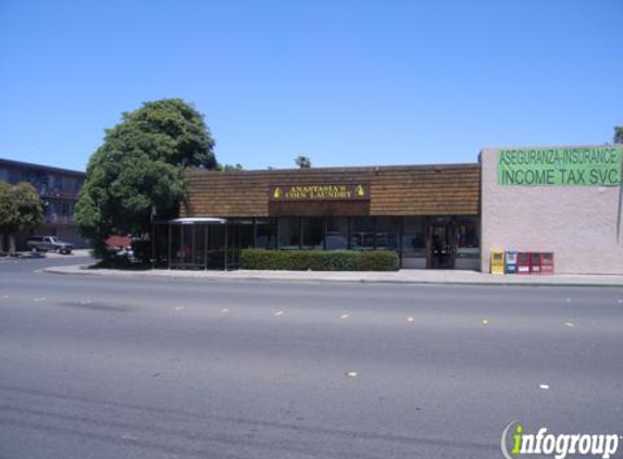 Anastasia's Coin Laundry - Redwood City, CA