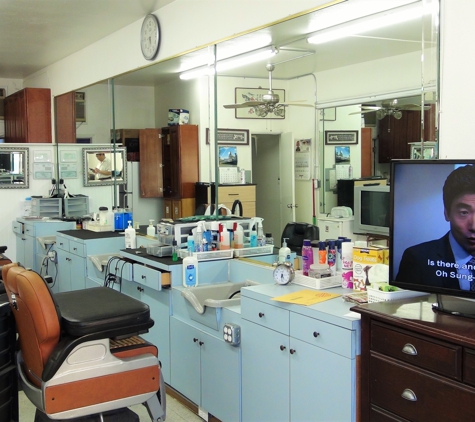 Luis' Barber Shop - Gardena, CA