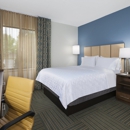 Candlewood Suites Grand Rapids Airport by IHG - Hotels
