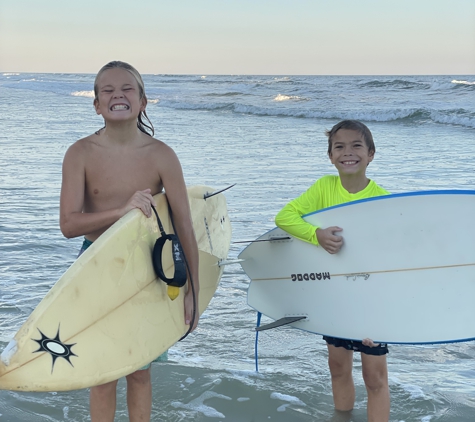 Dahlia Surf School - Daytona Beach, FL