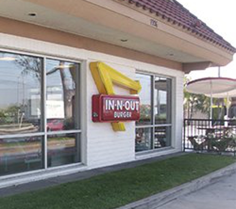 In-N-Out Burger - Buena Park, CA