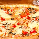 Fellinis Pizzeria - Pizza