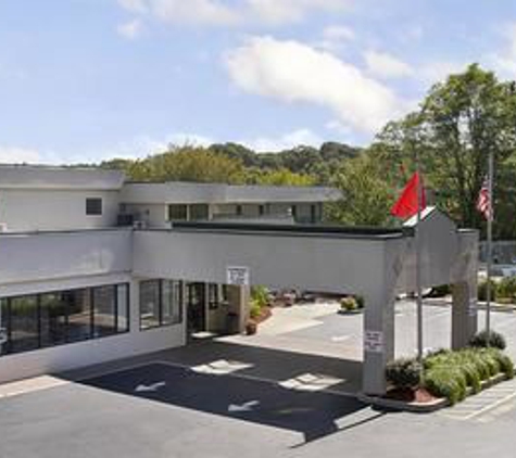 Ramada by Wyndham Yonkers - Yonkers, NY