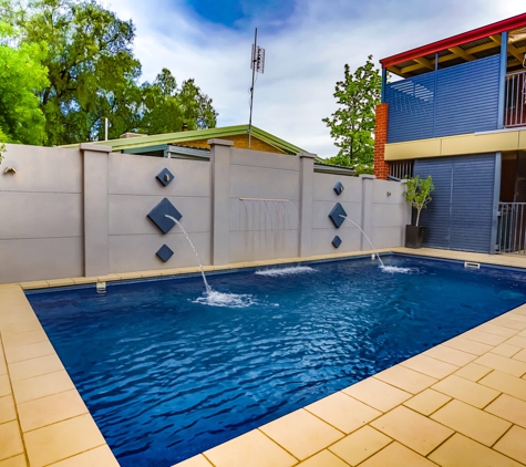 Murray Waters Motor Inn & Apartments - Koondrook, VIC