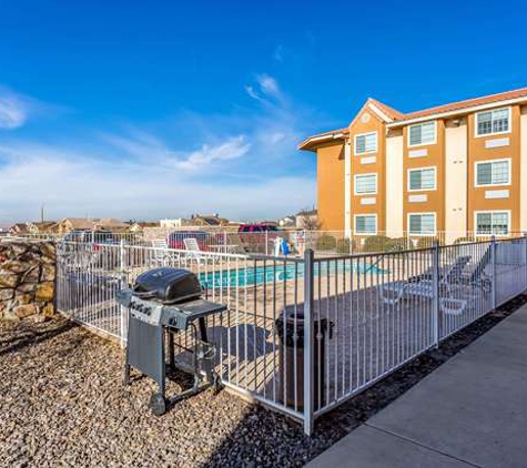 Quality Inn & Suites El Paso I-10 - El Paso, TX