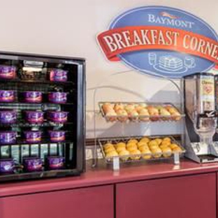 Baymont Inn & Suites - Mequon, WI