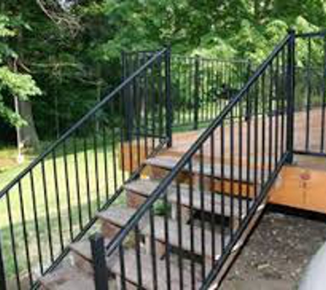 Bryant Fence and Handrail - Taylorsville, NC