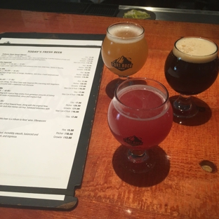 Fort Rock Brewing - Rancho Cordova, CA