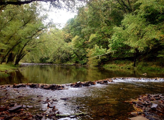 Knapp's Creek Trout Lodge - Marlinton, WV