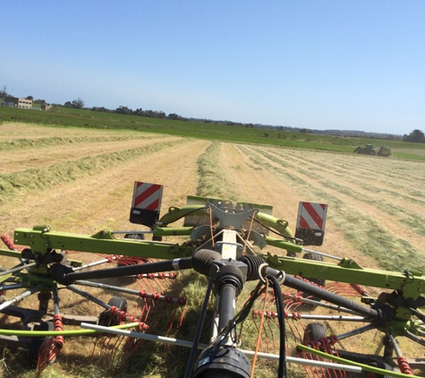 Pat Morrissey Agricultural Contracting - Red Hill South, VIC