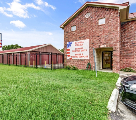 American Mini Storage - Houston, TX