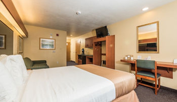 Microtel Inn & Suites by Wyndham Ocala - Ocala, FL