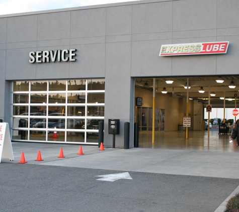 Michael's Toyota of Bellevue Parts - Bellevue, WA