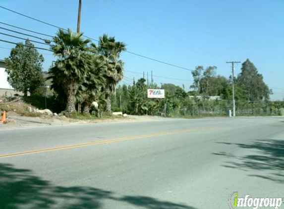 Seven Oaks Deli - Corona, CA