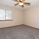 Cross Creek Apartments and Townhomes