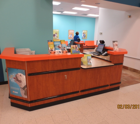 Banfield Pet Hospital - Saint Louis, MO