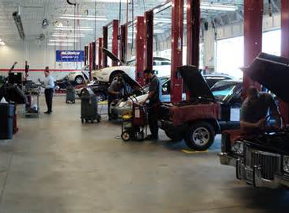 Rad Air Complete Car Care and Tire Center - Parma Heights - Parma Heights, OH