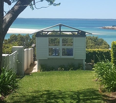By The Sea Waterfront Accommodation - Huskisson, NSW