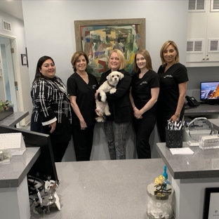 Beverly Hills Aesthetic Dentistry: Jamielynn M. Hanam-Jahr, DDS - Beverly Hills, CA. The dental team at Beverly Hills Aesthetic Dentistry