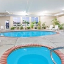 Super 8 by Wyndham Iola KS - Hotels