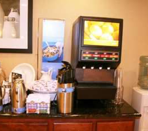 Hampton Inn Waterbury - Waterbury, CT